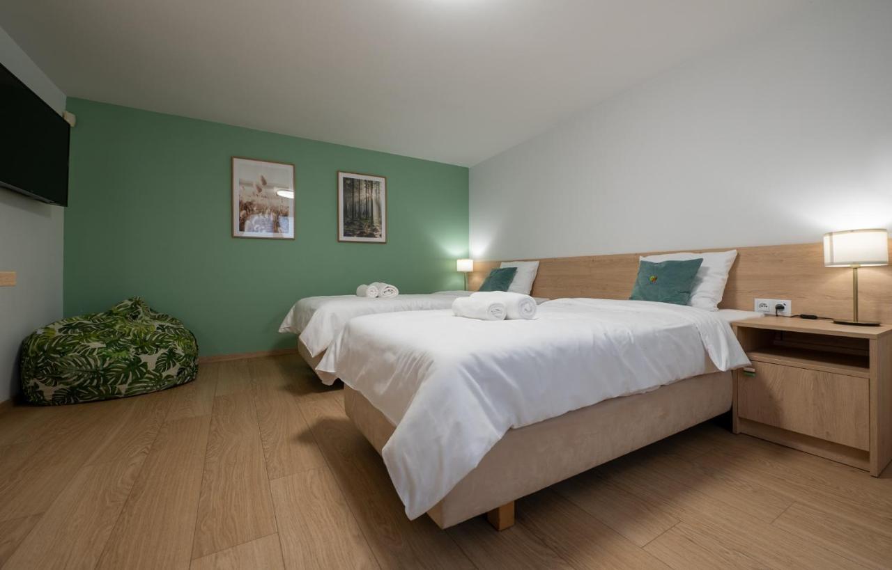 Szumi Las Events & Apartments Regimin Екстер'єр фото